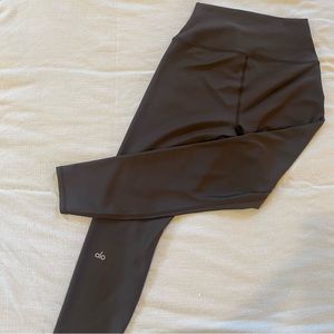 Alo Yoga 7/8 HIGH-WAIST AIRLIFT LEGGING